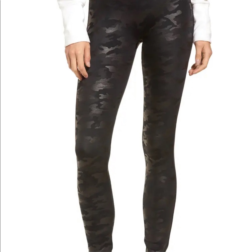 Faux Leather Camo Leggings
SPANX® Size M